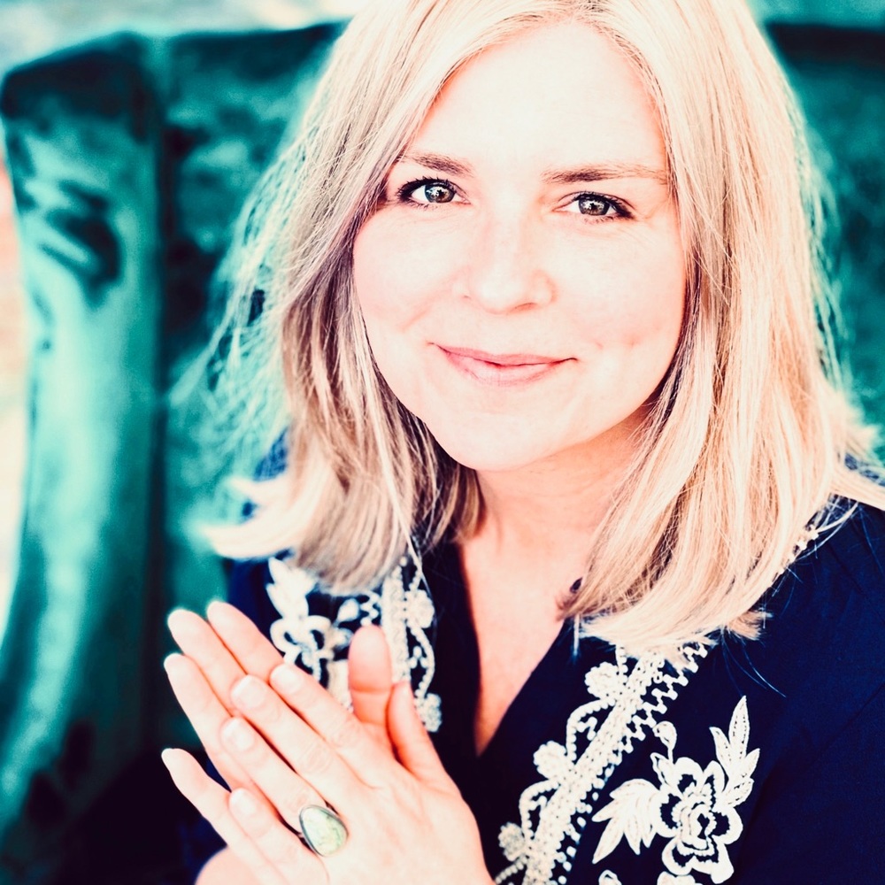 Meet your Posher, Leslie
